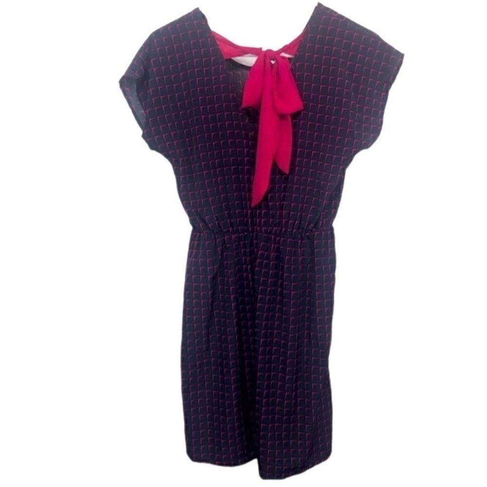 Buttons Lightweight Geometric Print Bow Back Dress